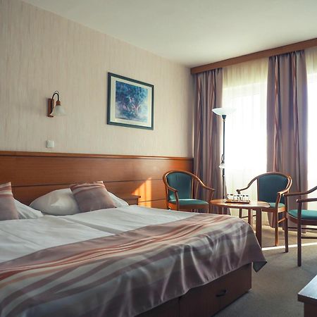 Hotel Panorama Балатондьєрек Екстер'єр фото