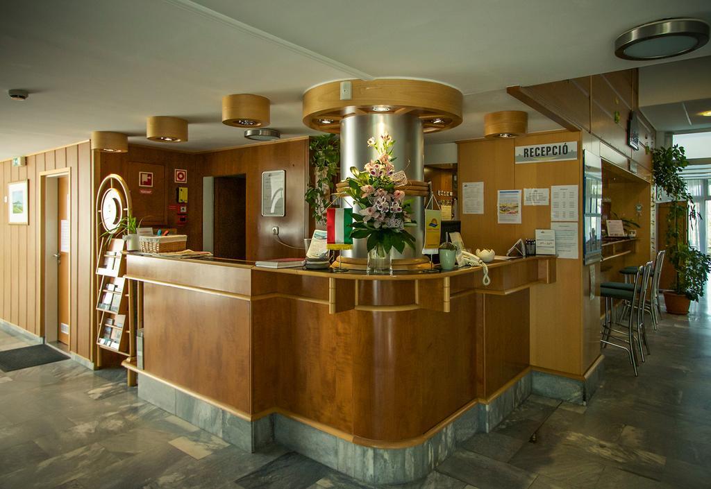 Hotel Panorama Балатондьєрек Екстер'єр фото