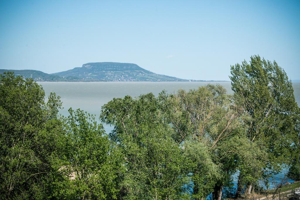 Hotel Panorama Балатондьєрек Екстер'єр фото